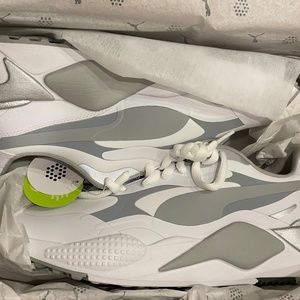 Puma RSG Spikeless Golf Shoes - White size 11.5 (or size 10.5)